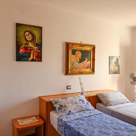 Hostel San Mercurio Toro Luaran gambar